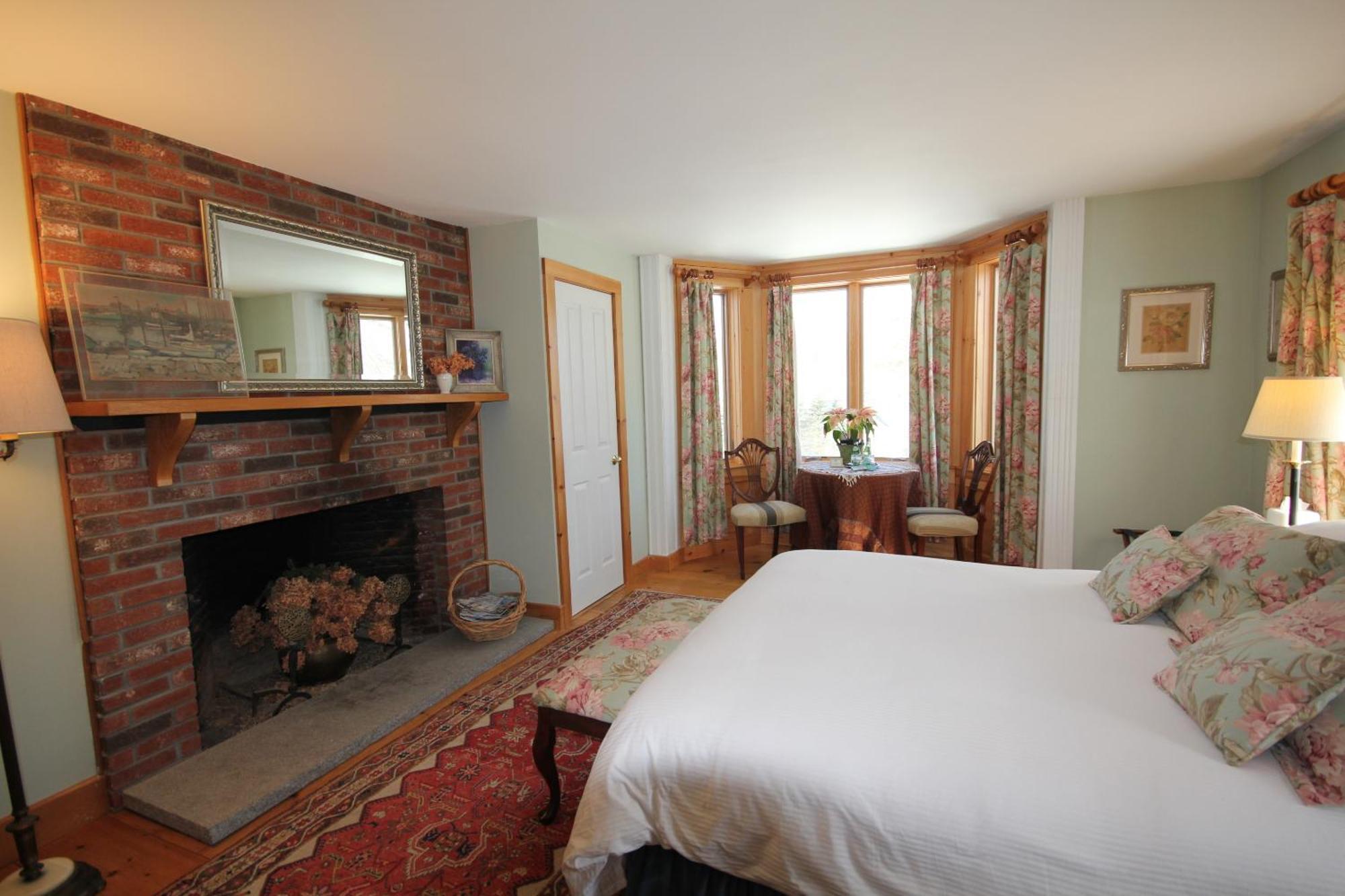 Highland Lake Inn Andover Rom bilde